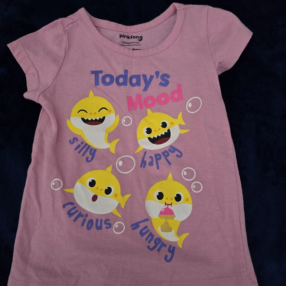 Nickelodeon Pink 'Today's Mood' Baby Shark Tee